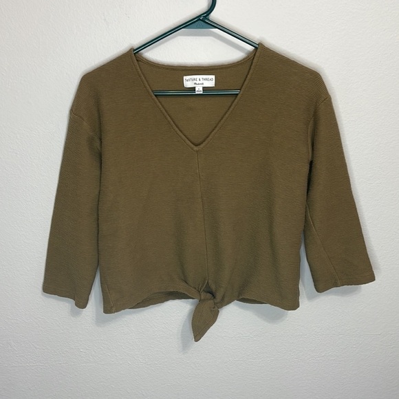 TEXTURE & Thread Long-Sleeve Tie-Front Top Olive Green Small - Picture 2 of 5